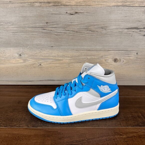 Nike Air Jordan 1 Mid Womens Size 8 Dark Powder Blue Summit Grey BQ6472 400 - Picture 2 of 9